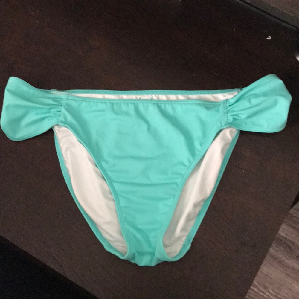 SOLD.🛑 VS PINK Mint bikini bottoms